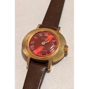 VTG 1970's TIMEX Women's Red Dial Gold Manual Wind Up Watch Genuine Leather Runs